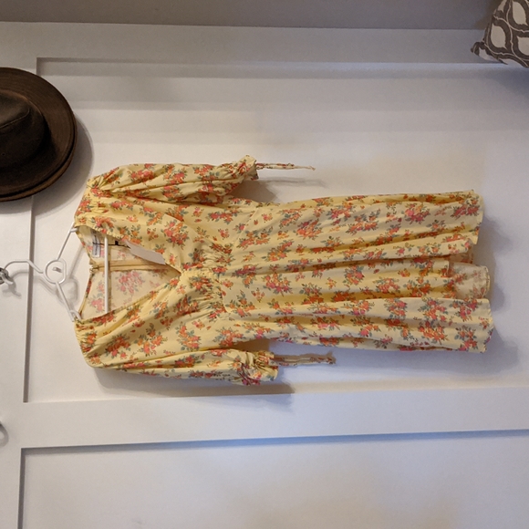 Faithful the brand dress - Picture 1 of 2